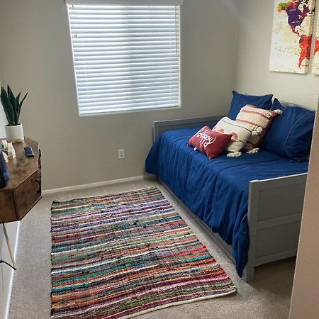 New Beautifully Remodeled Home In Las Vegas Eksteriør billede