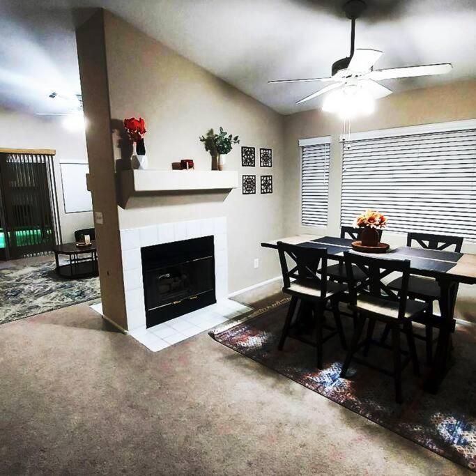 New Beautifully Remodeled Home In Las Vegas Eksteriør billede