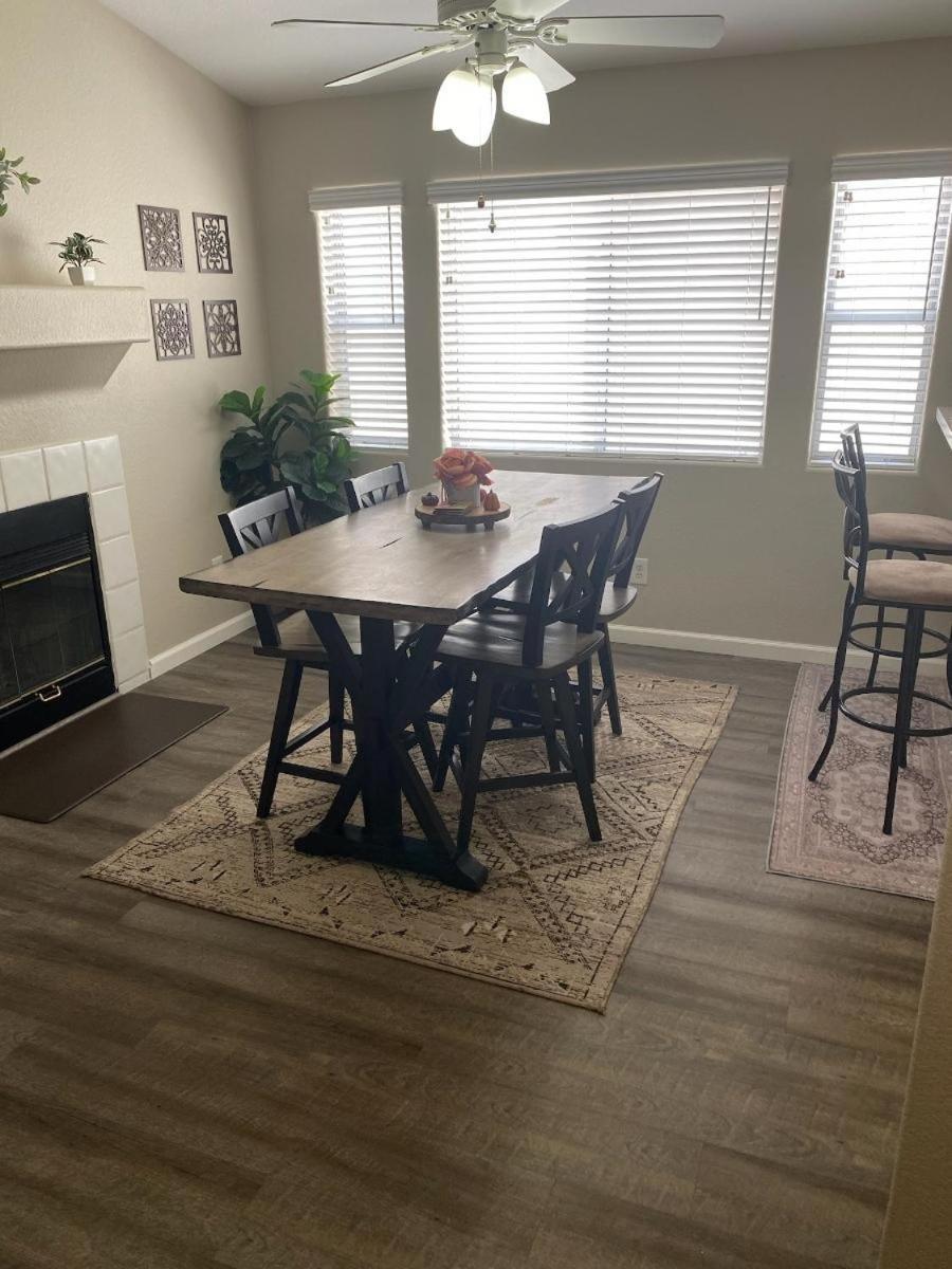 New Beautifully Remodeled Home In Las Vegas Eksteriør billede